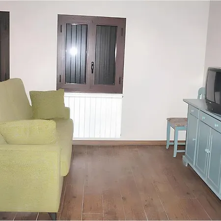 Apartment Comfortable With Mountain View In